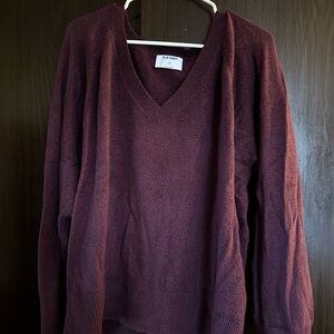 Old Navy Women's Deep Maroon V-Neck Sweater